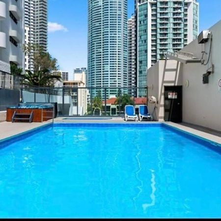 Apartmán Fabulous Sea Views In The Heart Of Surfers Gold Coast Exteriér fotografie